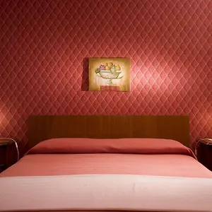  Hotel Night And Day